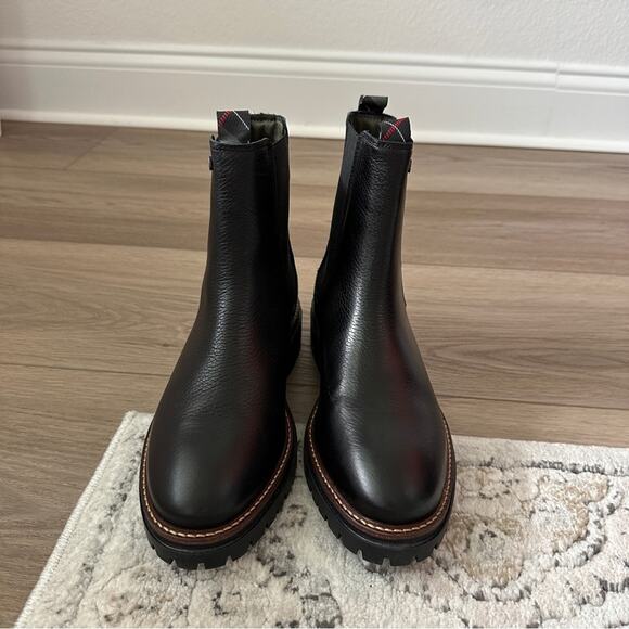 Barbour Evie Chelsea Boots in Black Leather sz 7 - Picture 5 of 9